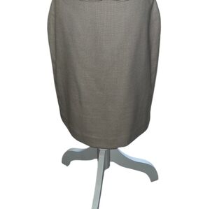 Ann Taylor Cream Skirt Size 10 Petite